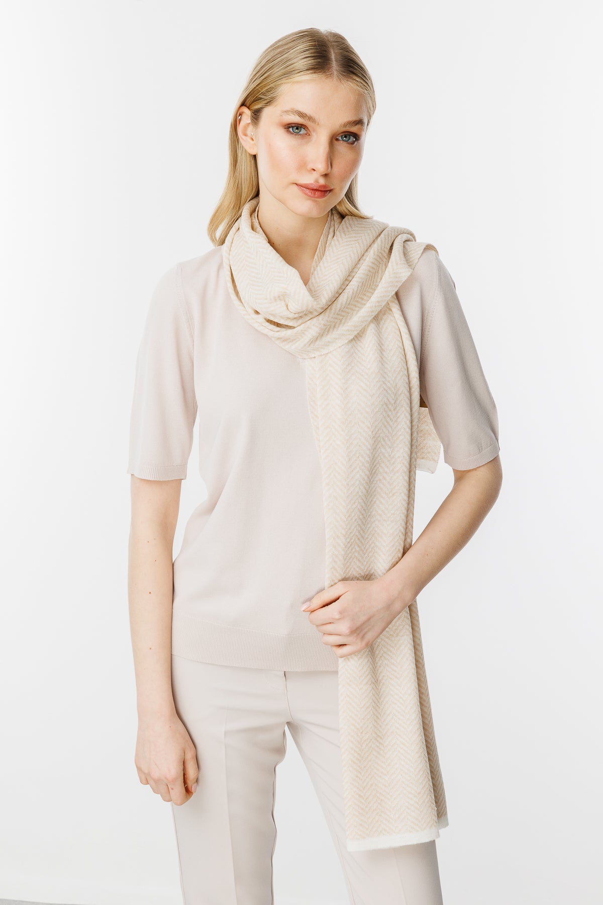 LYCIA SHAWL ECRU-BEIGE