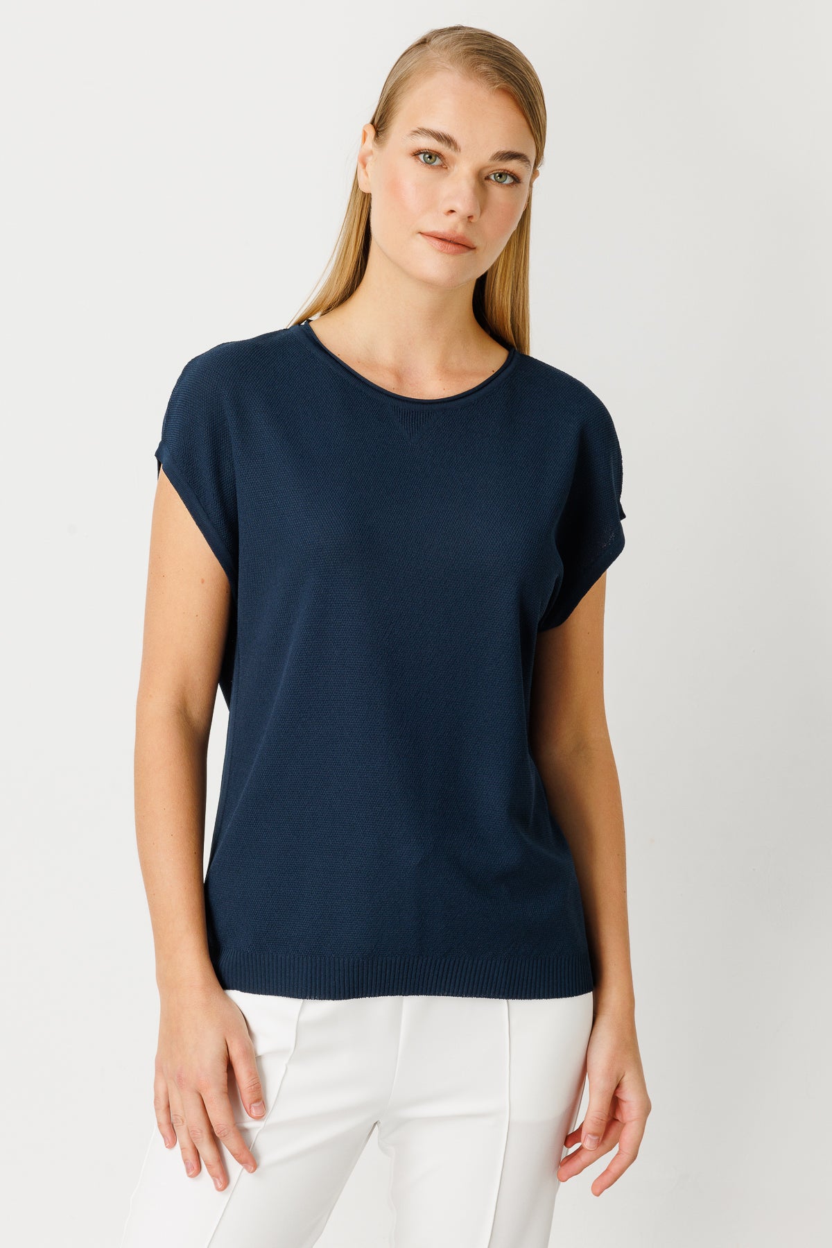 BASIC DIAMOND BLOUSE NAVY