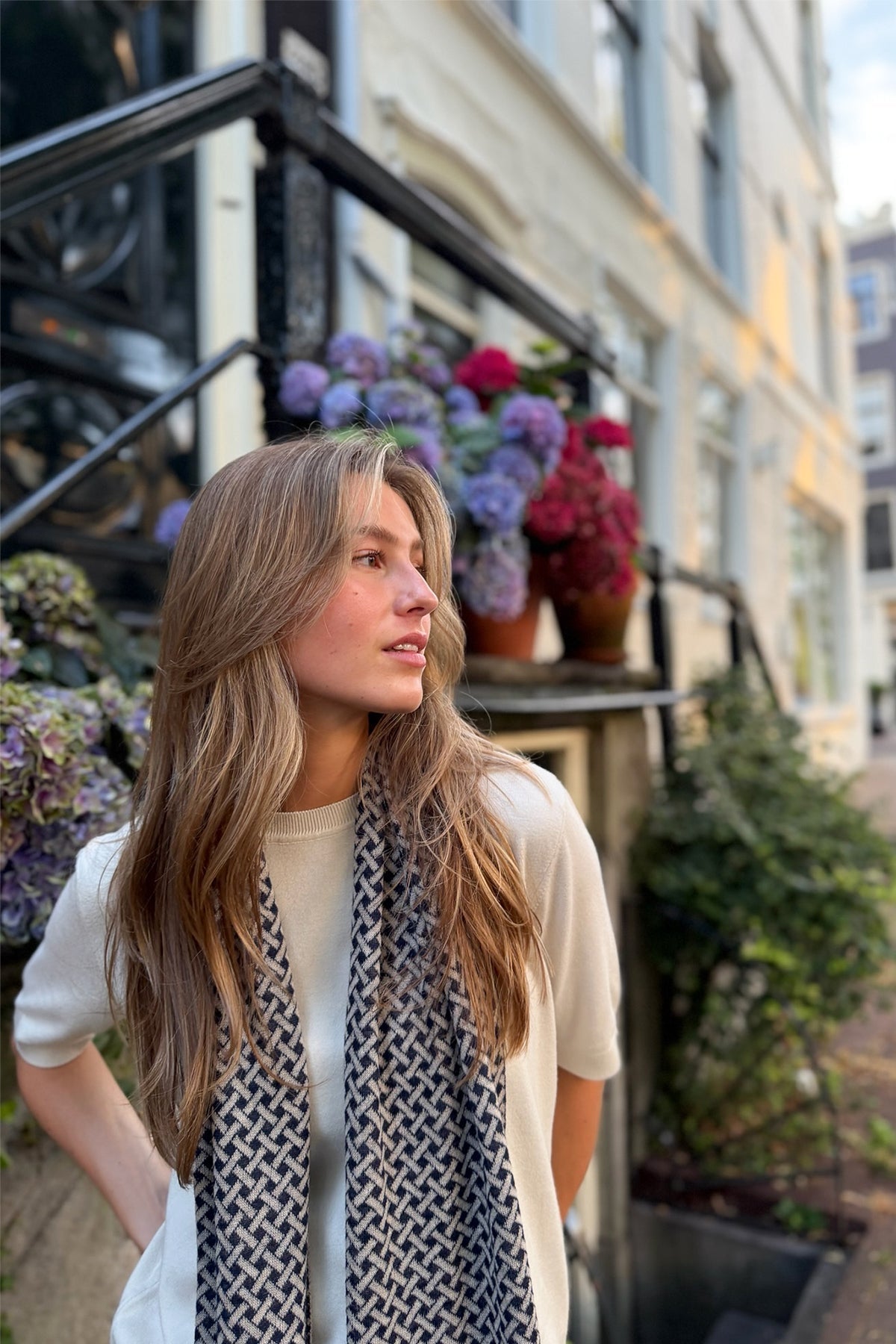 HITTITE SCARF NAVY-BEIGE